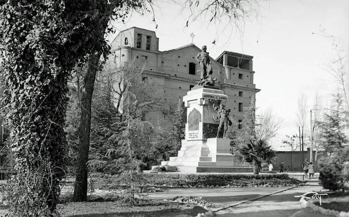PLAZA DEL PORTILLO