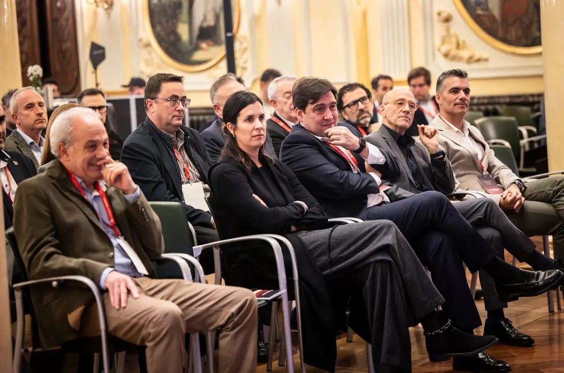 encuentro-empresas-casademont-zaragoza-basket (7)