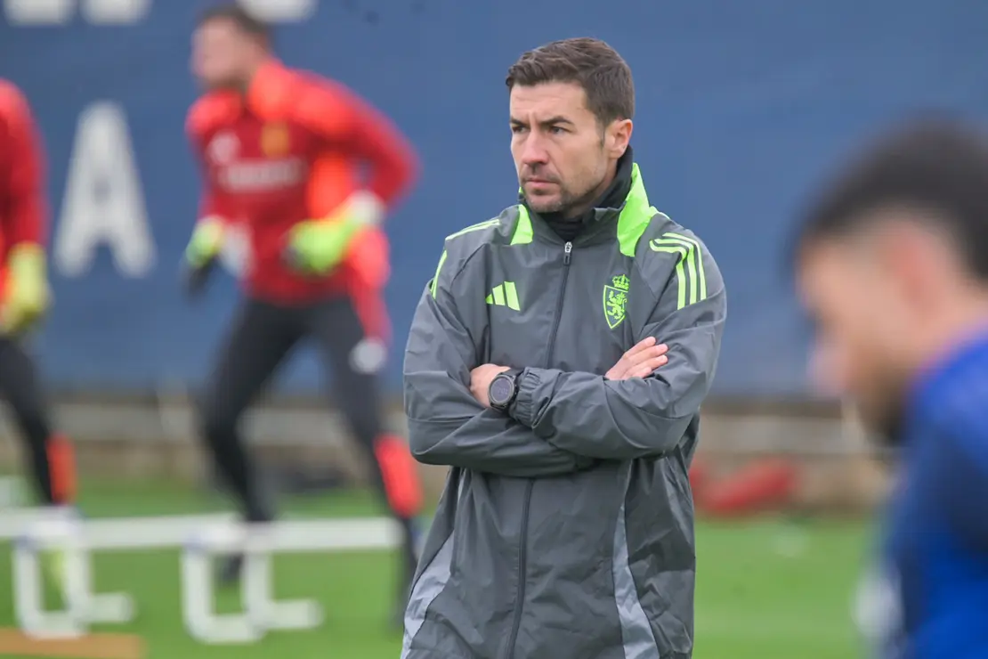 Gabi durante un entrenamiento con el Real Zaragoza / MARCOS CEBRI&Aacute;N