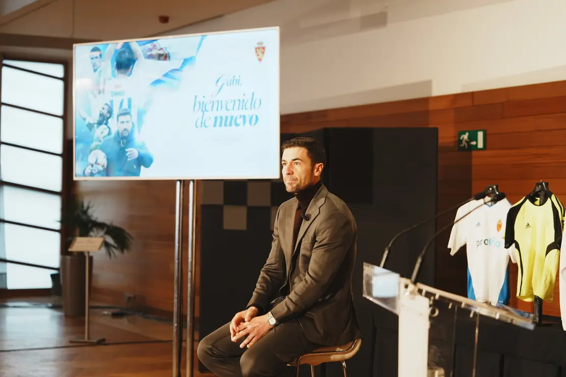 PRESENTACI&Oacute;N DE GABI / &Aacute;LVARO CALVO