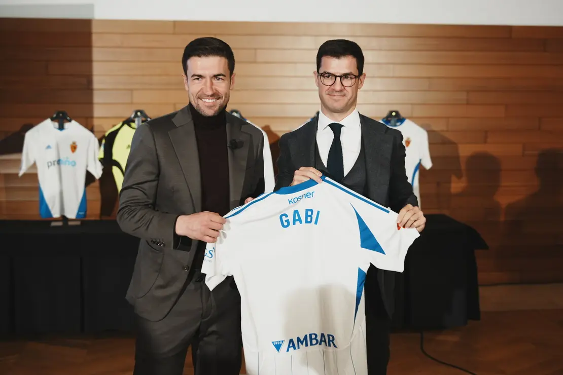 PRESENTACI&Oacute;N DE GABI / &Aacute;LVARO CALVO
