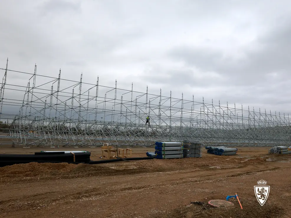 Obras en el Estadio Modular en Parking Norte / Real Zaragoza