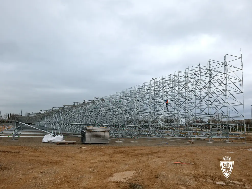 Obras en el Estadio Modular en Parking Norte / Real Zaragoza