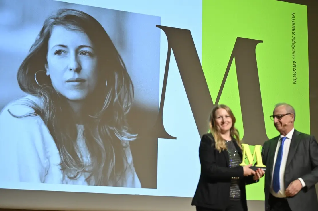 Pilar Palomero galardonada en los Premios Mujeres Influyentes de Arag&oacute;n 2025. /Marcos Cebri&aacute;n para HOY ARAG&Oacute;N