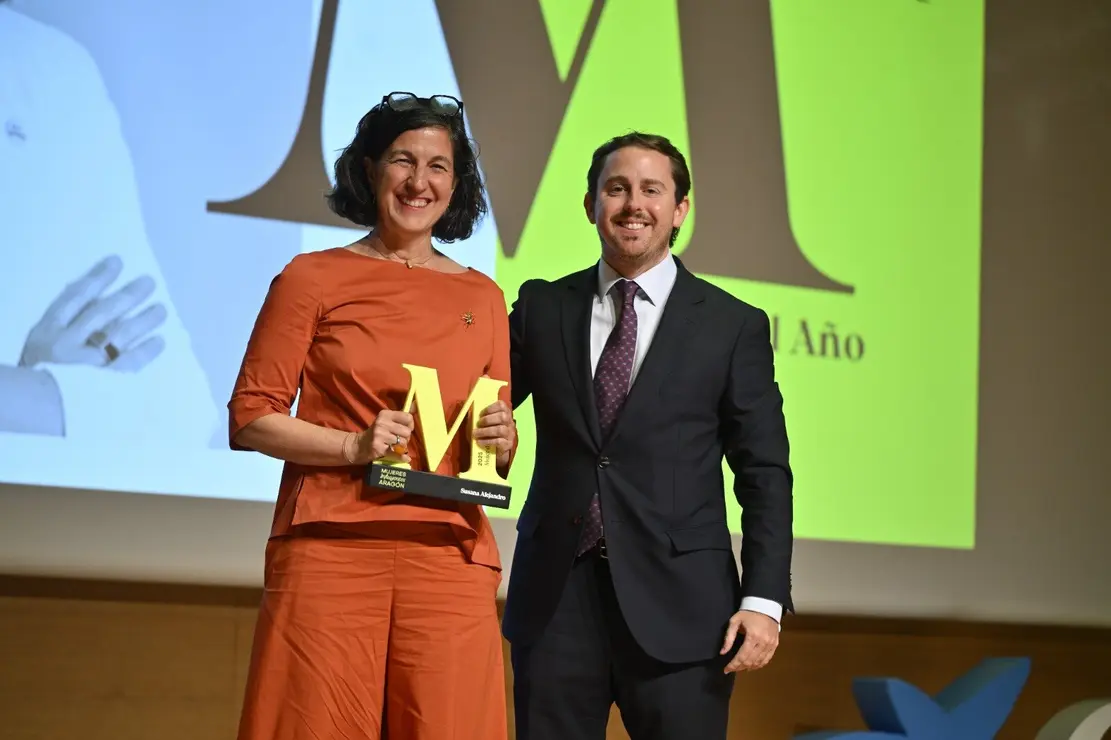 Susana Alejandro galardonada en los Premios Mujeres Influyentes de Arag&oacute;n 2025. /Marcos Cebri&aacute;n para HOY ARAG&Oacute;N