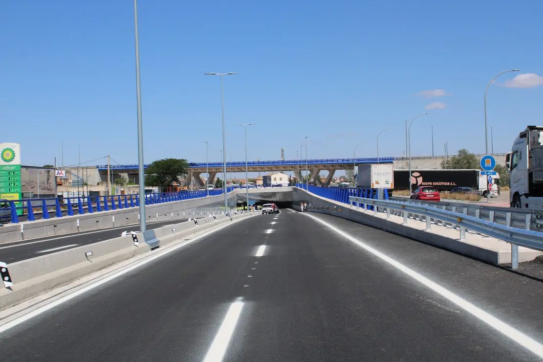 Inauguraci&oacute;n del falso t&uacute;nel de la A-68.