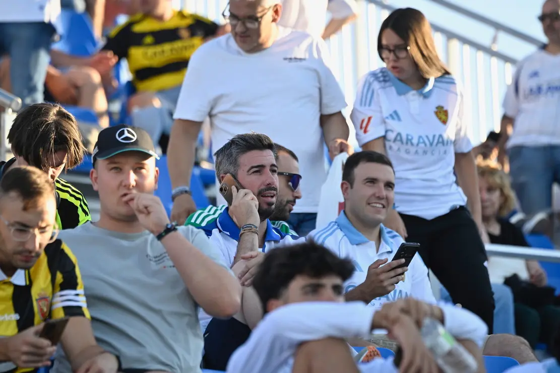 Afici&oacute;n del Real Zaragoza en el Ibercaja Estadio / Marcos Cebri&aacute;n