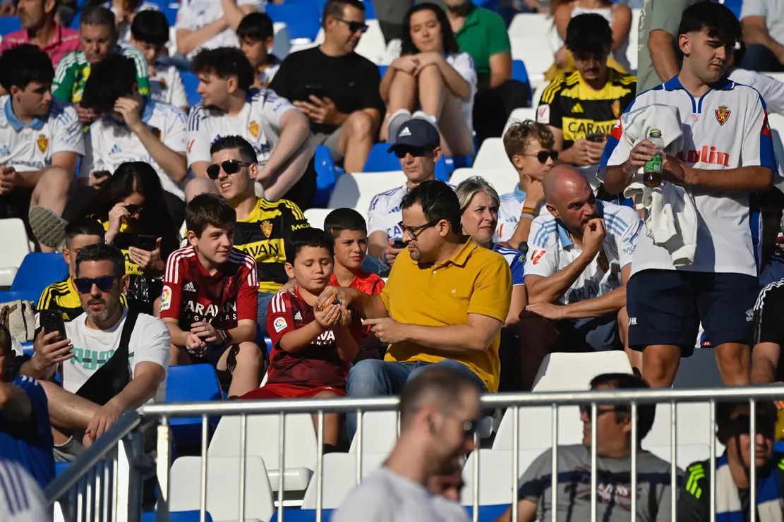 Afici&oacute;n del Real Zaragoza en el Ibercaja Estadio / Marcos Cebri&aacute;n