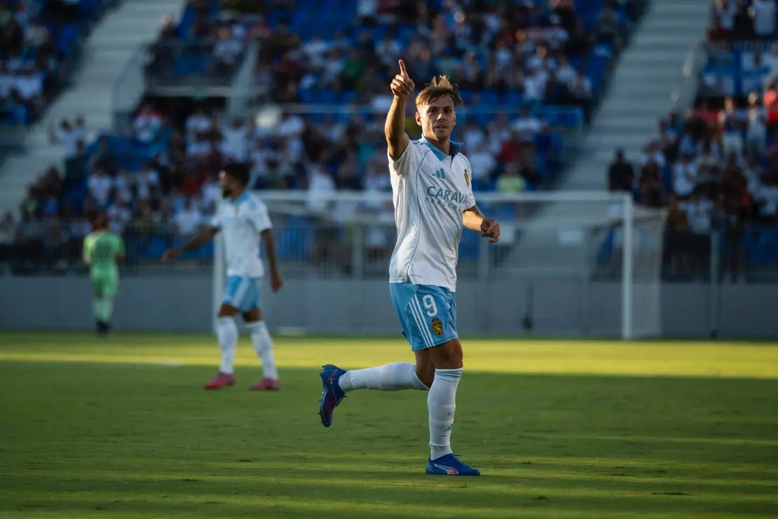 Dani G&oacute;mez celebrando un gol con el Real Zaragoza / Marcos Cebri&aacute;n