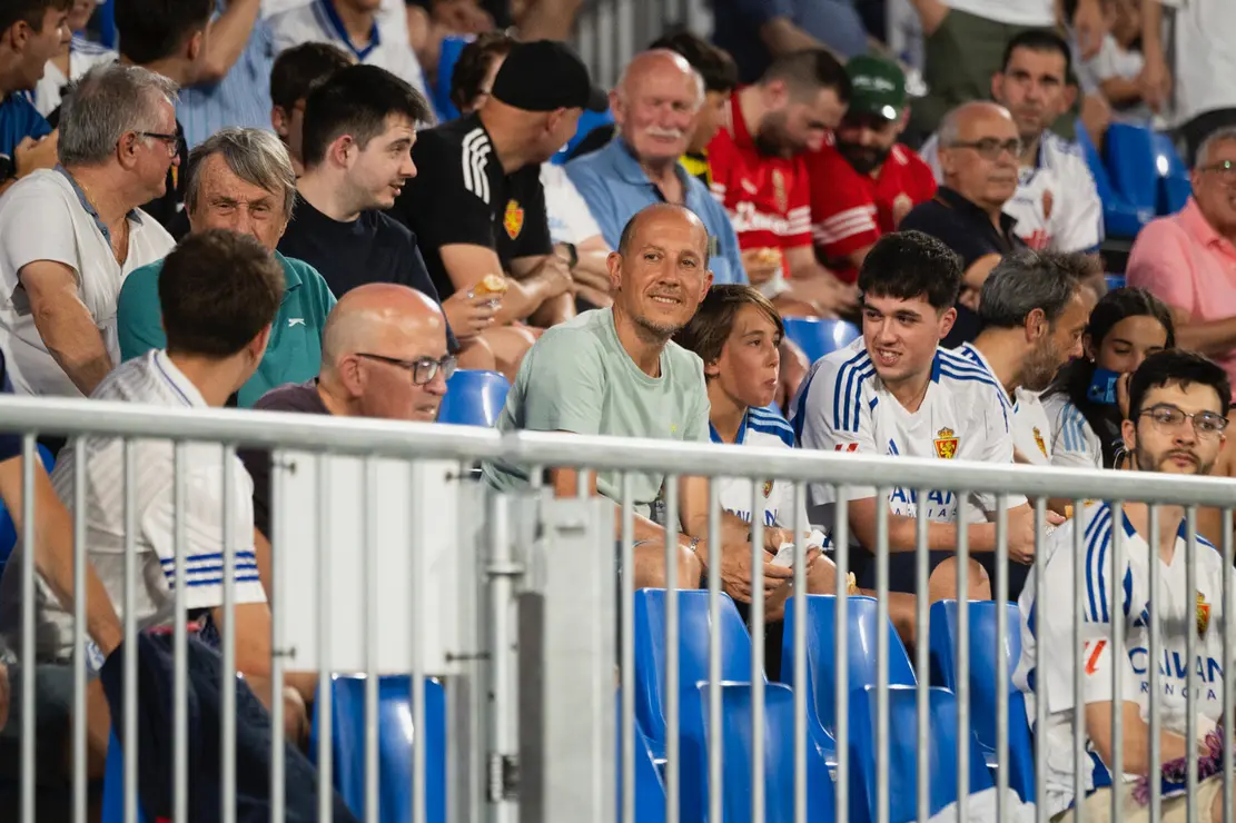 Aficionados en el Ibercaja Estadio en el Real Zaragoza - SD Huesca / Marcos Cebri&aacute;n