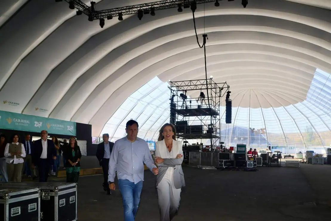 La alcaldesa en la visita a las instalaciones del recinto ferial y Espacio Zity. /AZ