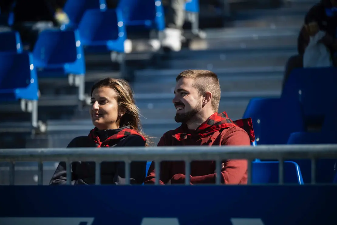 Aficionados del Real Zaragoza ante el C&oacute;rdoba / Marcos Cebri&aacute;n