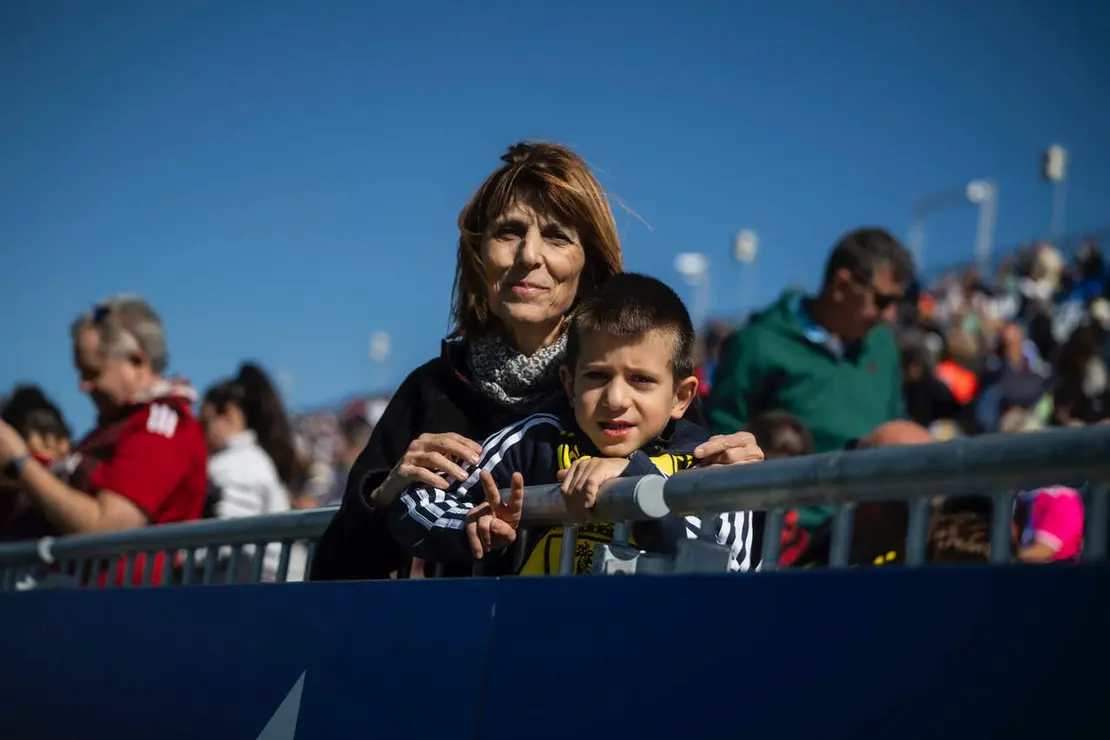 Aficionados del Real Zaragoza ante el C&oacute;rdoba / Marcos Cebri&aacute;n