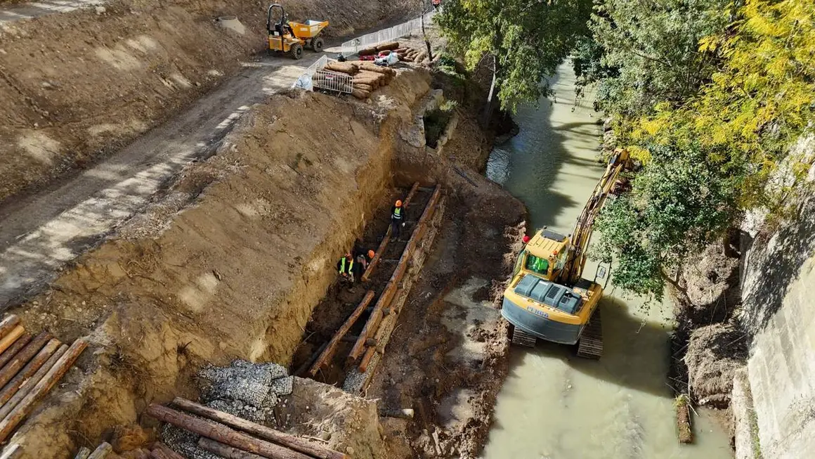 Obras en el r&iacute;o Huerva a su paso por Zaragoza ./ Ayto. de Zaragoza
