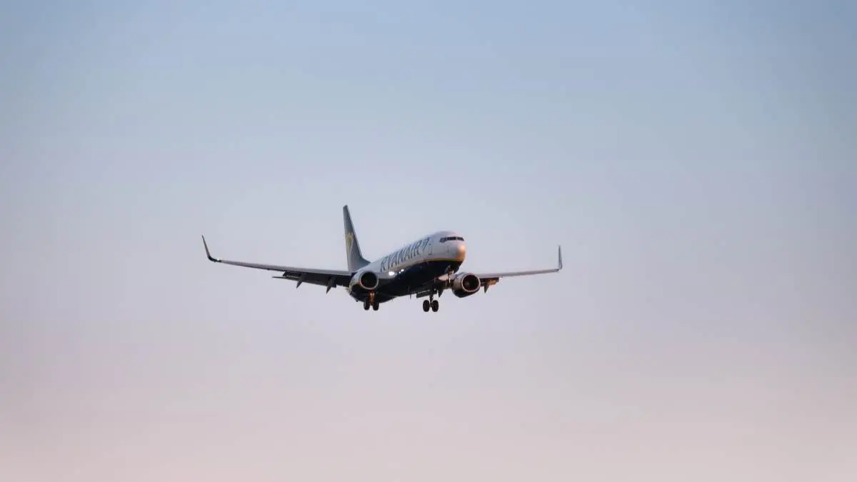El vuelo desde Zaragoza m&aacute;s buscado de 2026 cuesta menos de 30 euros y te deja en la playa