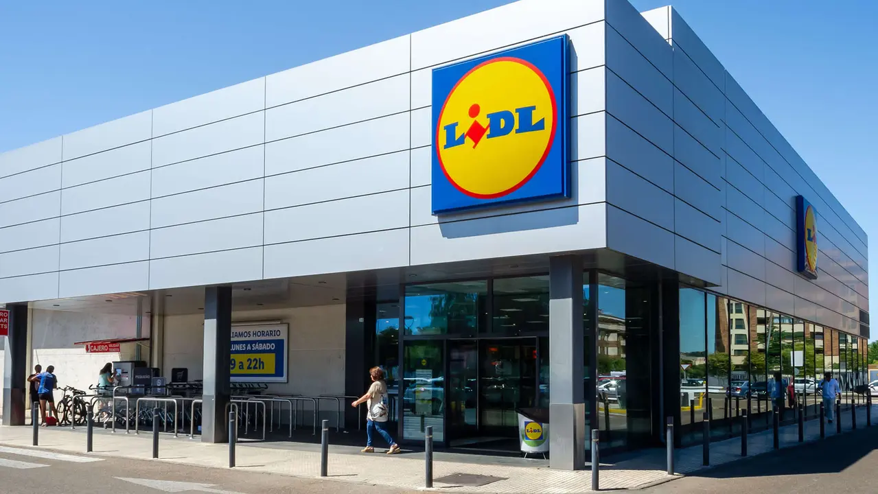 Ma&ntilde;ana se esperan colas kilom&eacute;tricas en Lidl: el nuevo horno 'low cost' que cuesta 39,99 euros y sustituye a la freidora de aire.
