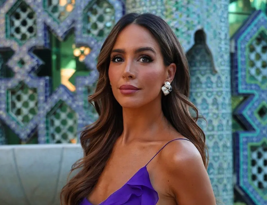 Roc&iacute;o Osorno agota el mini vestido de lunares de Zara que ver&aacute;s en todas las ferias: el fichaje de 30 euros que une Sevilla con Par&iacute;s