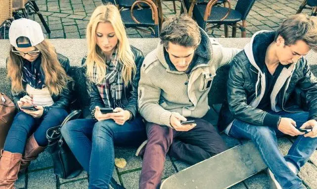 Los 'millenials', los m&aacute;s estresados en sus empleos / HA