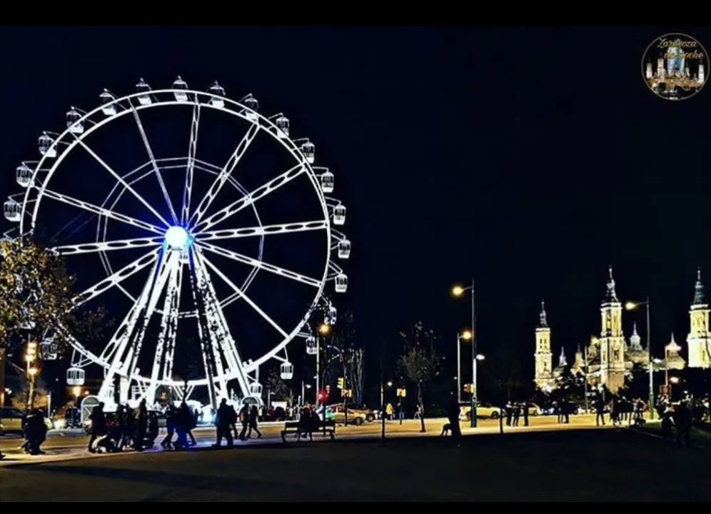 Noria en Zaragoza / Zaragoza de noche
