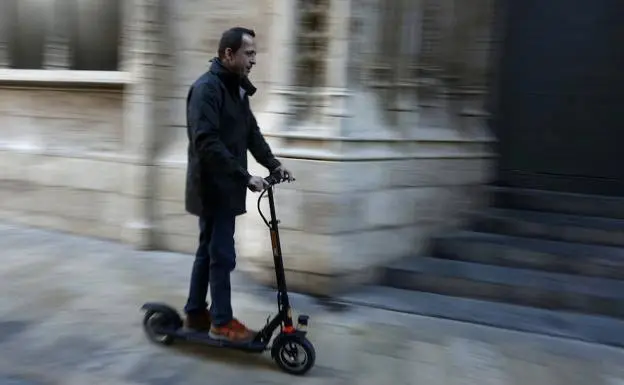 Patinete el&eacute;ctrico
