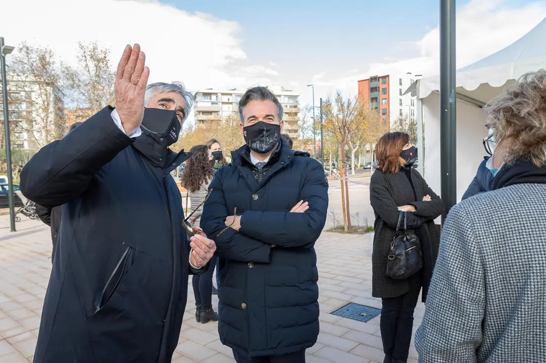 Director General de LOBE, Juan Carlos Bandr&eacute;s, y consejero de Urbanismo, V&iacute;ctor Serrano