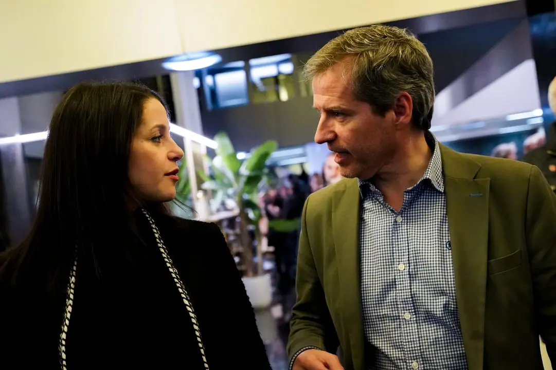 In&eacute;s Arrimadas, l&iacute;der de Ciudadanos, junto con Daniel P&eacute;rez Calvo en un acto de partido / Cs