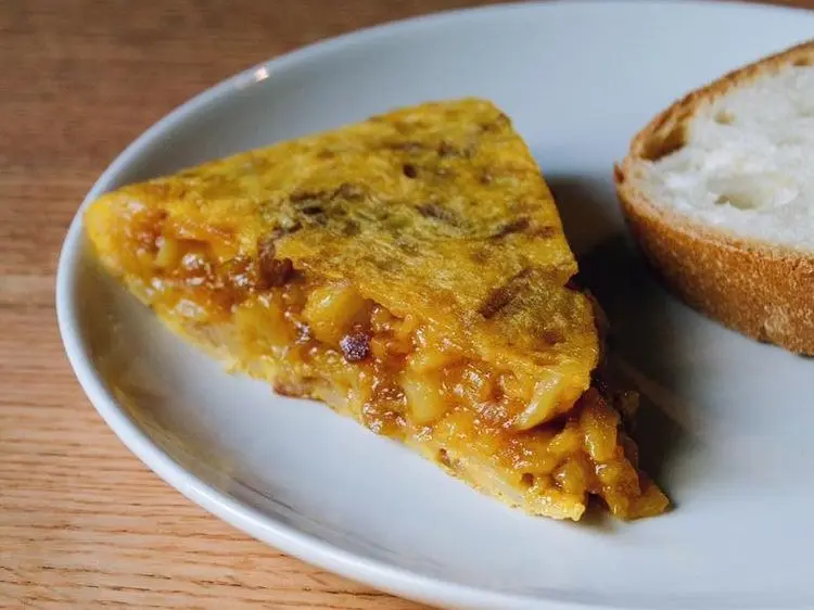 Tortilla de patata jugosa, ideal para desayunar o almorzar / GARBO GENTLEBAR