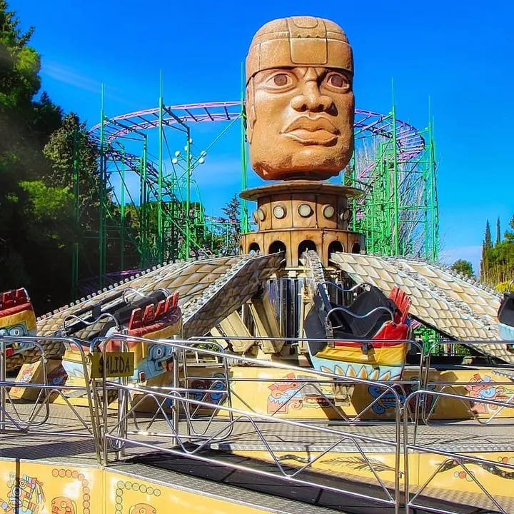 Planes en familia / PARQUE DE ATRACCIONES