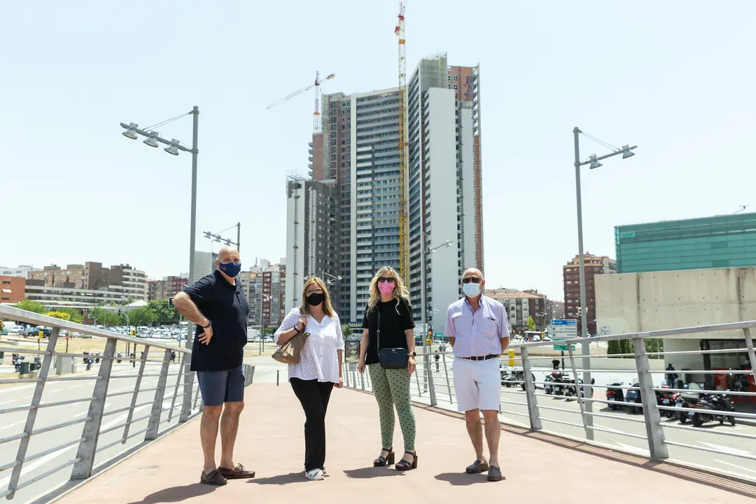 Torre Zaragoza ha roto la barrera de altura en Zaragoza / HA