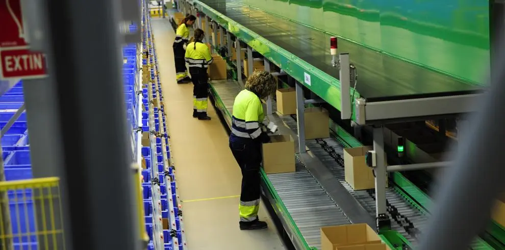 El empleo se ha recuperado mejor de lo previsto / HA
