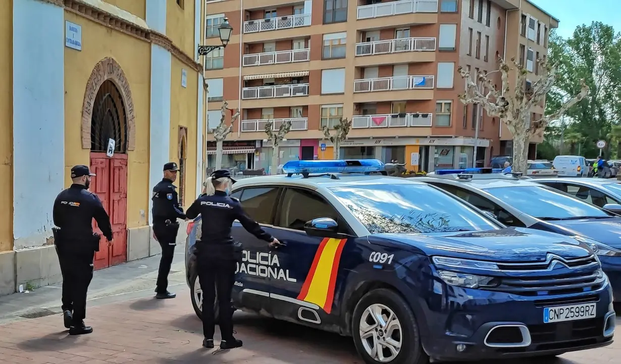 Imagen de la Polic&iacute;a Nacional en un control en las inmediaciones de la estaci&oacute;n de Calatayud/ PN