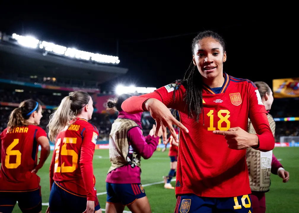 Salma con Espa&ntilde;a / RFEF