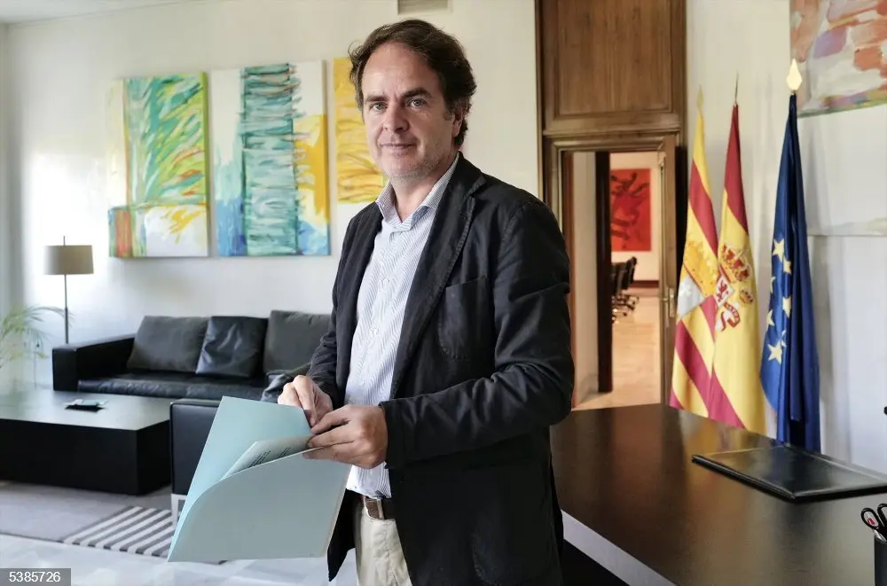 El consejero de Hacienda del Gobierno de Arag&oacute;n, Roberto Berm&uacute;dez de Castro / EP