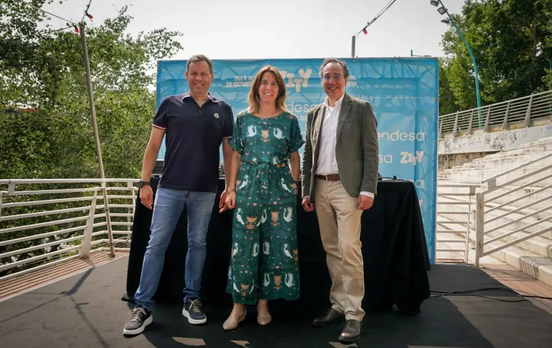 Michel P&eacute;rez, promotor de Espacio Zity, Mar&iacute;a Lacasa, Directora de Patrocinio y Marca de Endesa e Ignacio Montaner, Director General de Endesa Arag&oacute;n