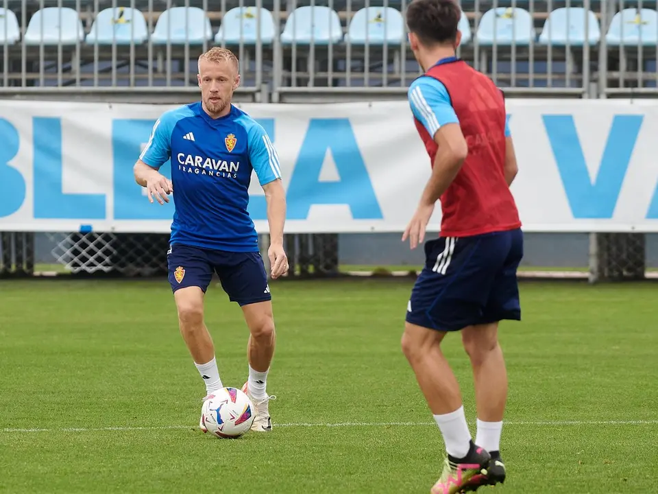 Quentin Lecoeuche en un entrenamiento / REAL ZARAGOZA
