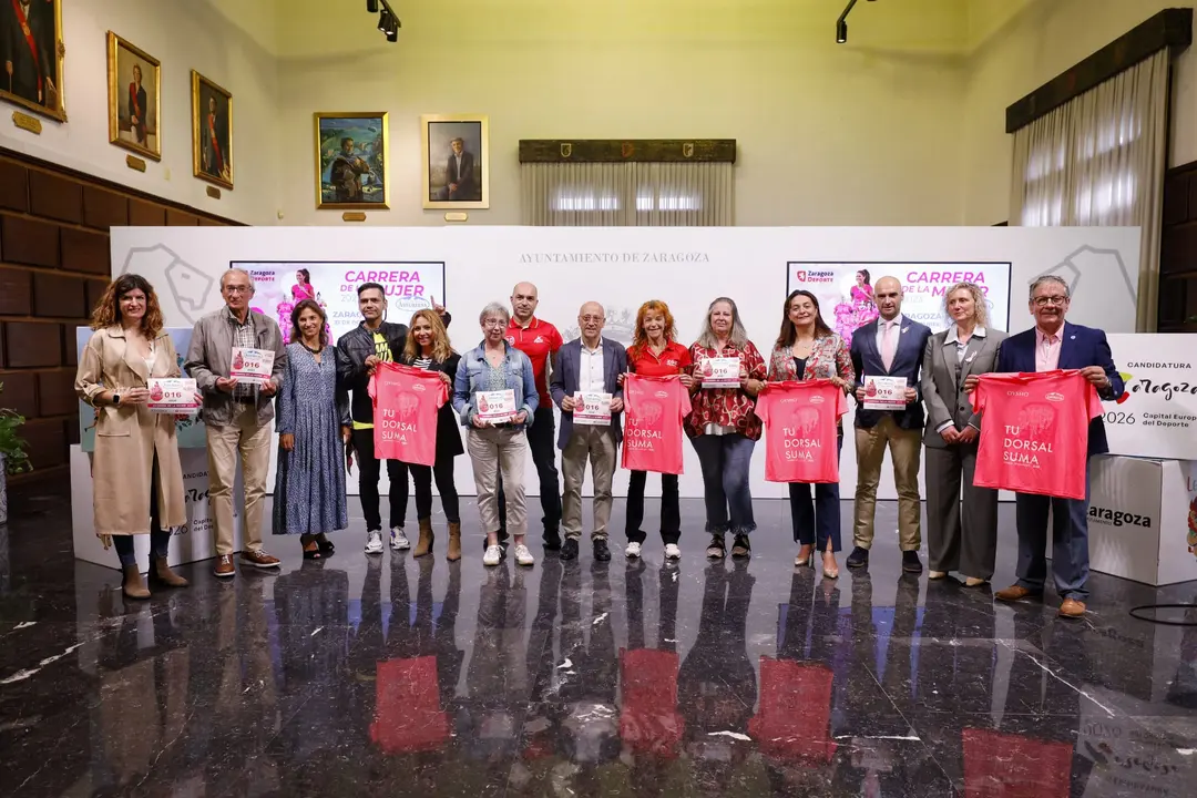 Presentaci&oacute;n Carrera de la Mujer / AZ