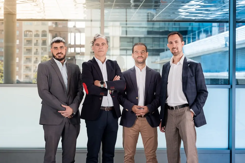 El equipo de Switching Consulting, en su sede del WTCZ / SwC