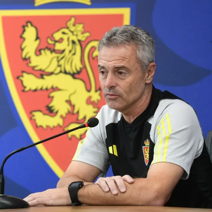 Escrib&aacute; en sala de prensa / TINO GIL-REAL ZARAGOZA
