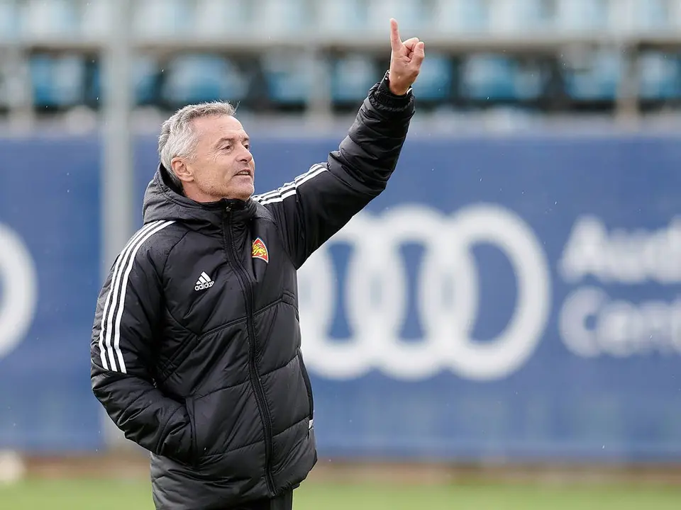 Escrib&aacute; en un entrenamiento / REAL ZARAGOZA