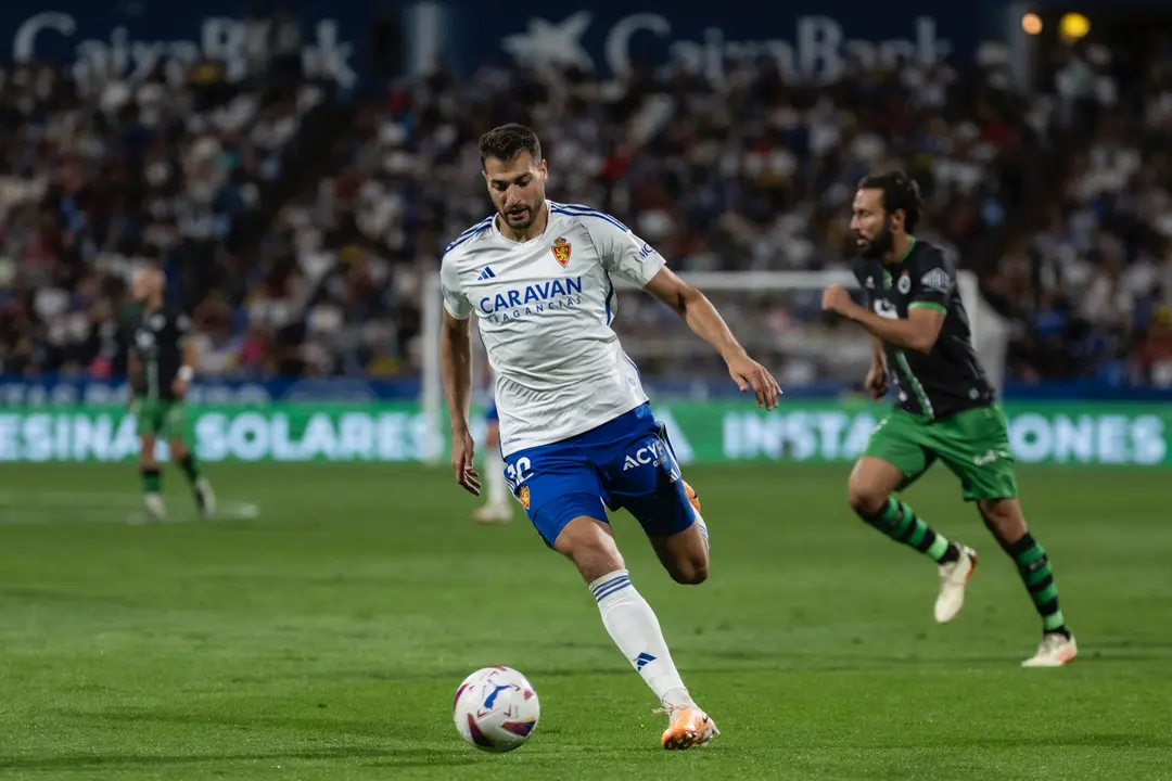 Sinan Bakis con el Real Zaragoza / MARCOS CEBRI&Aacute;N