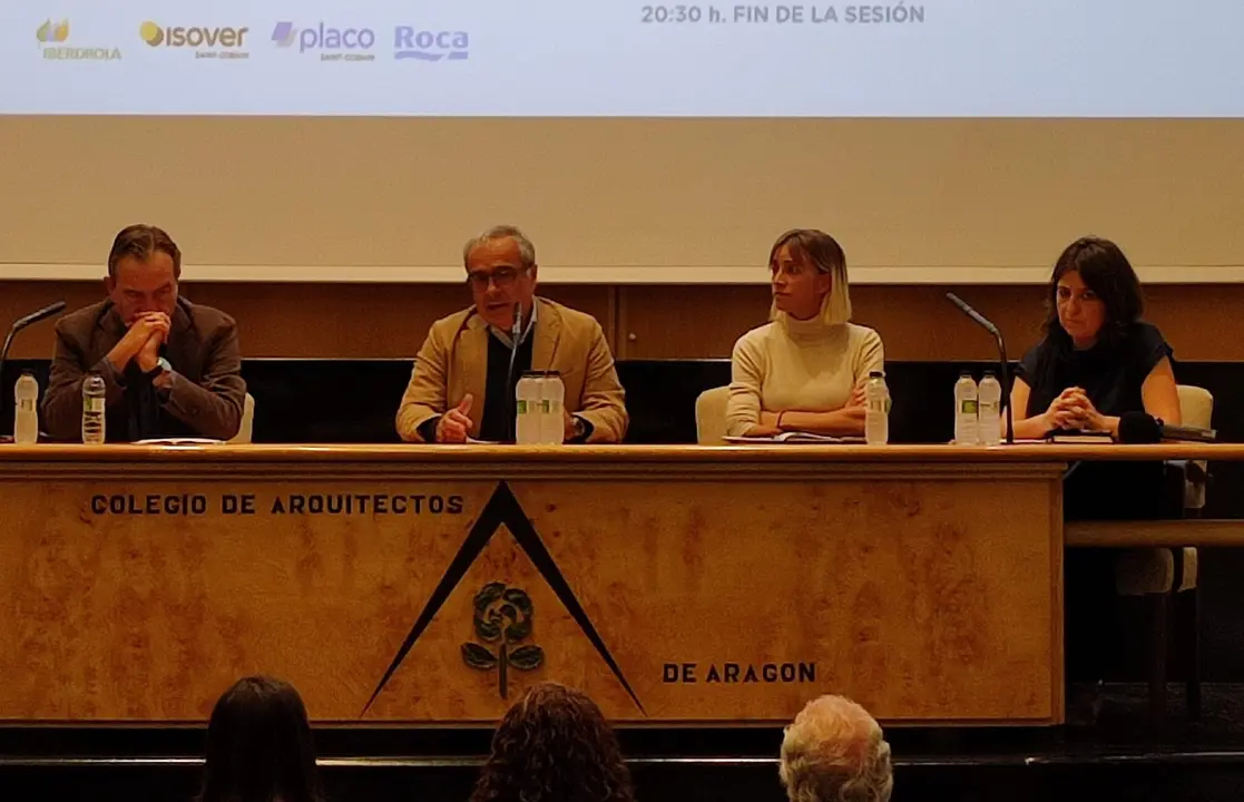 La jornada del Colegio celebrada en Zaragoza / HA