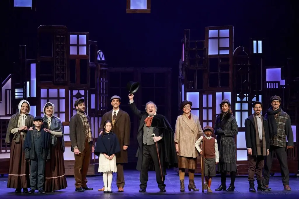 Zaragoza est&aacute; repleto de planes en Navidad / Teatro Principal 