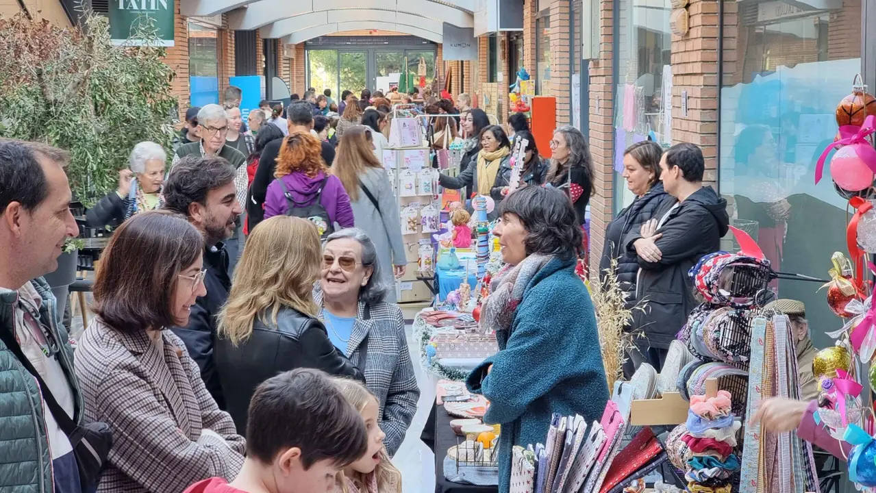 Mercado de los Porches . / LOS PORCHES DEL AUDIORAMA