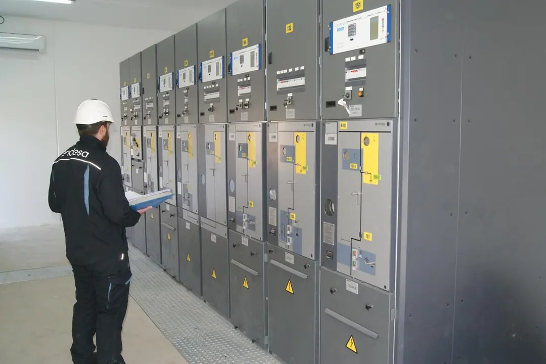 Interior de subestaci&oacute;n
