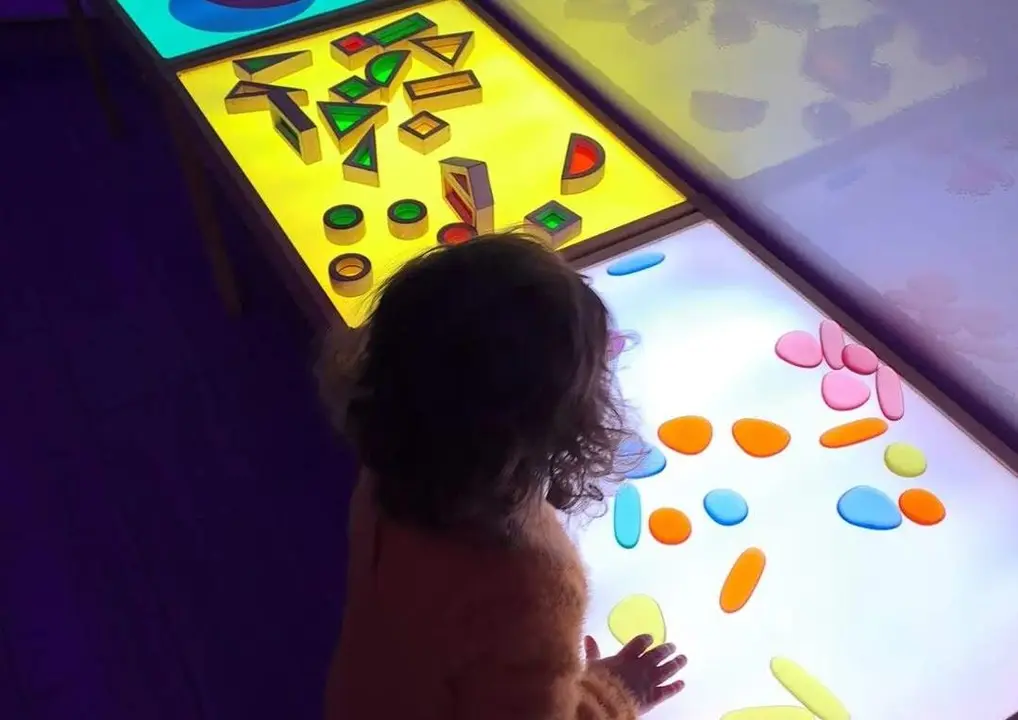 Discovery Lab es una sala multisensorial ubicada en el colegio Escolapios