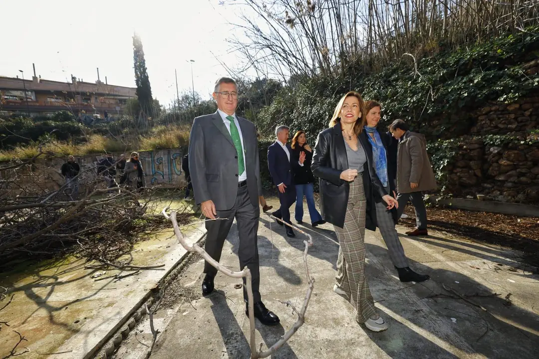 La alcaldesa de Zaragoza, Natalia Chueca en la presentaci&oacute;n de la primera fase del proyecto /Miguel G.