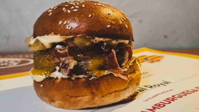 De vaca rubia gallega es la propuesta de Can&iacute;bal Royal con su hamburguesa Big Smoke / Cedida