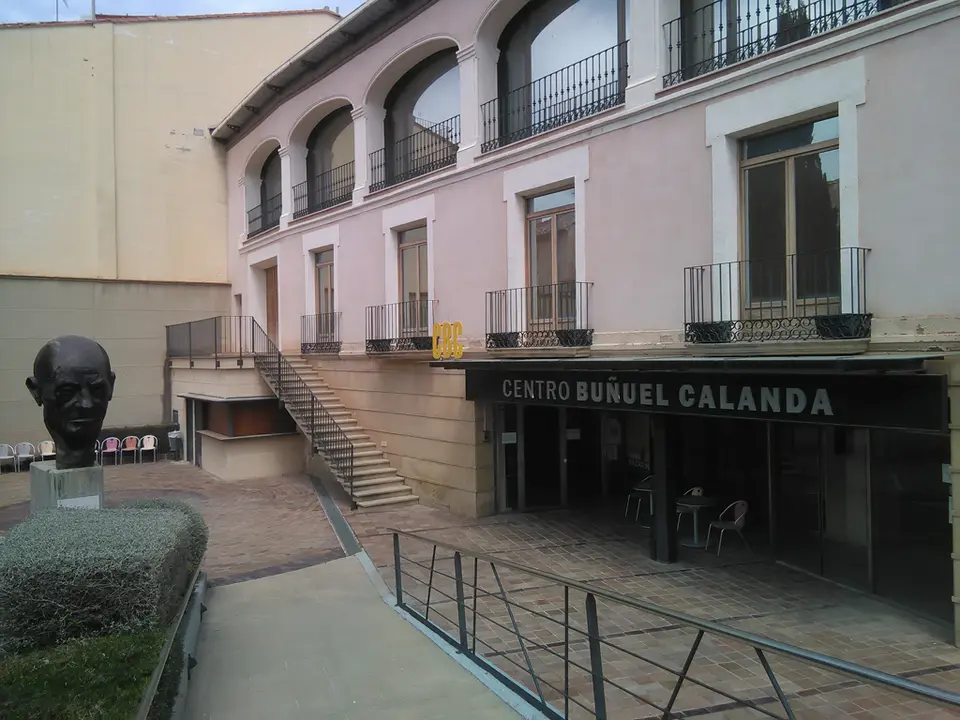 Centro Bu&ntilde;uel Calanda (CBC).