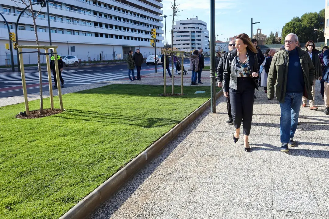 La alcaldesa ha visitado la finalizaci&oacute;n de los trabajos de la Fase 1 / HA