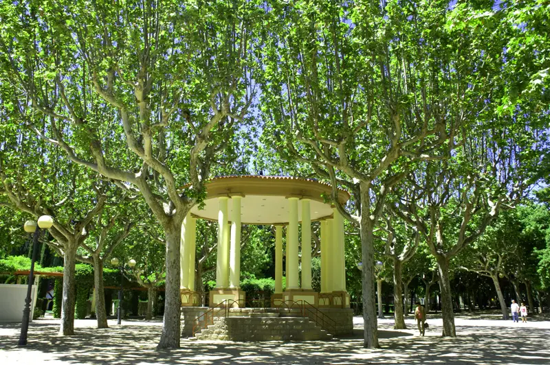 El parque Miguel Servet cierra como medida cautelar por el viento